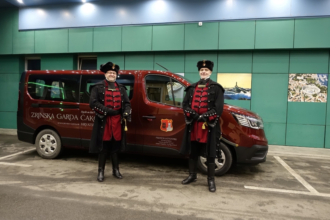 Primopredaja i blagoslov novog gardinog kombi vozila